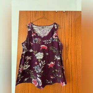 Ladies sized large Reitmans tank top